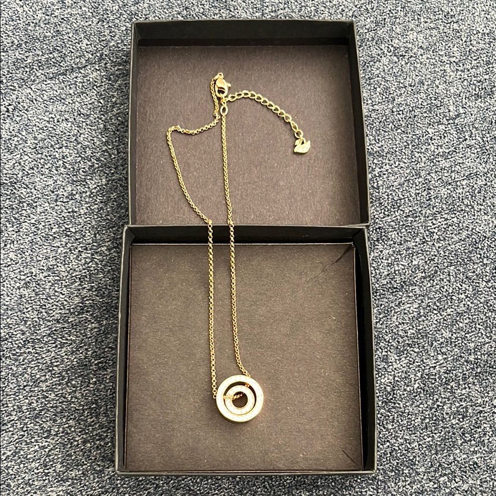 SWAROWSKI Rose Gold Pendant Necklace